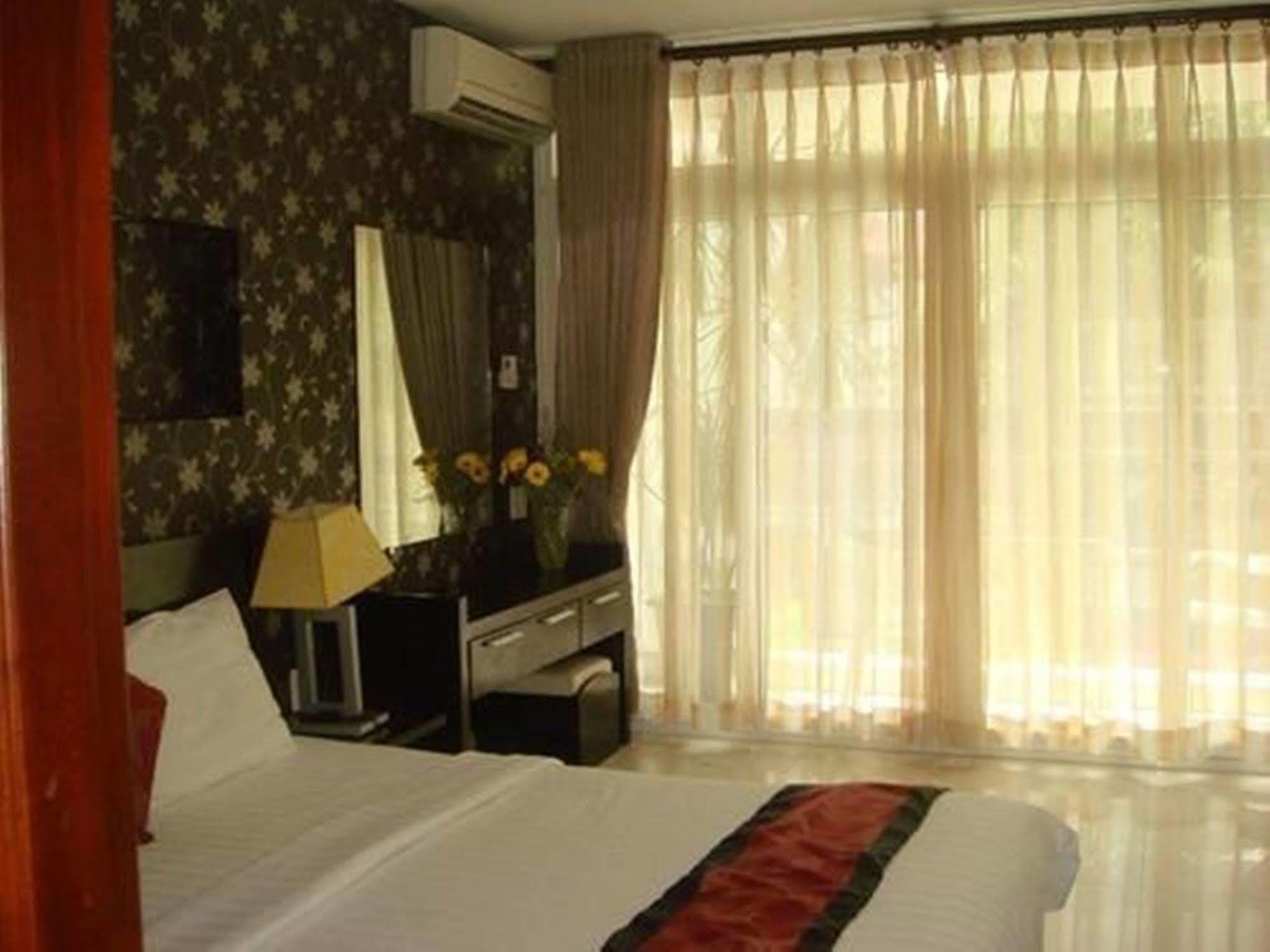 Trung Son Hotel Cidade de Ho Chi Minh Exterior foto